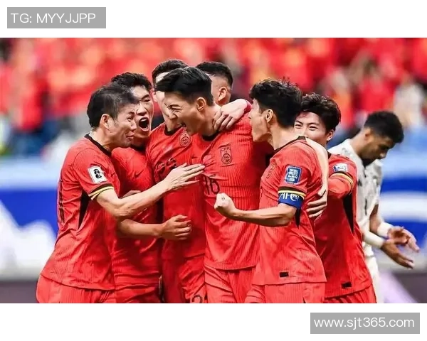 国足与乌兹别克精彩回放分析赛场表现与战术对决