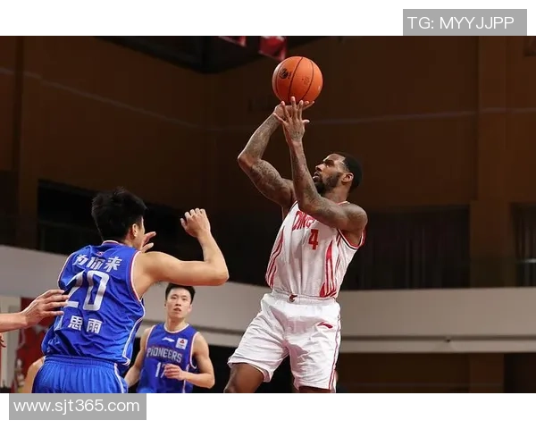 维罗纳与戈里察精彩对决直播全程回顾与分析